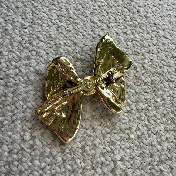 Gold Rhinestone Bow Brooch - Picture 4 of 4